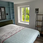 Domaine De La Cherel, Maison En Pierre