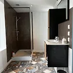 Prázdninový dům Domaine De La Cherel, Maison En Pierre