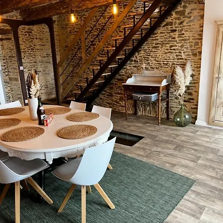 度假居 Domaine De La Cherel, Maison En Pierre 蓬托尔松