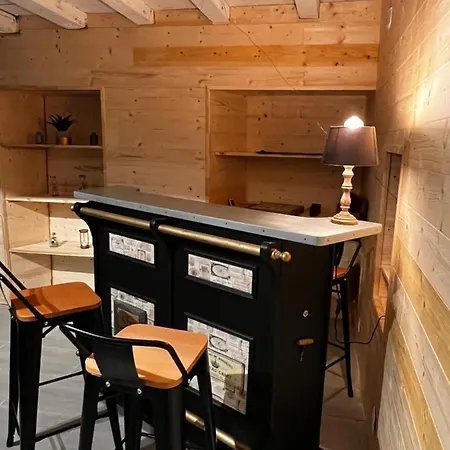 Domaine De La Cherel, Maison En Pierre 度假居 *