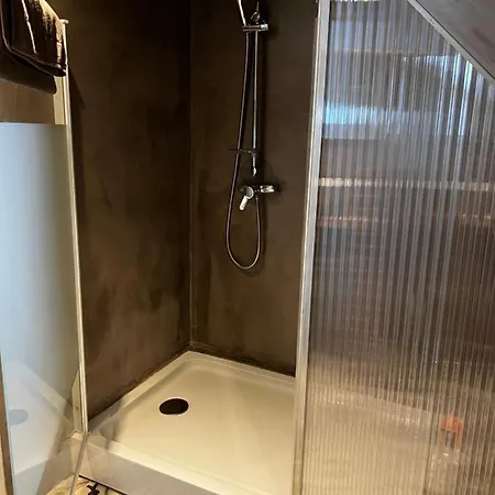 Domaine De La Cherel, Maison En Pierre 度假居