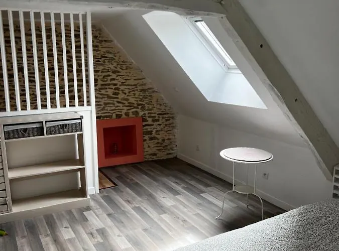 Holiday home Domaine De La Cherel, Maison En Pierre *