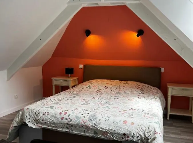 Domaine De La Cherel, Maison En Pierre *